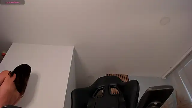 AnnieHallX online show from 03/02/25, 10:02