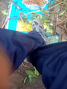 FinableKnee online show from 11/28/25, 03:07