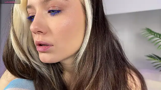 blowjob queen online show from 06/14/26, 10:22