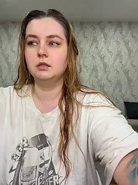 CandyShoopp online show from 04/17/26, 08:11