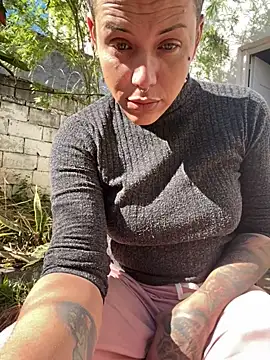 Alicbranca online show from 04/22/26, 02:13