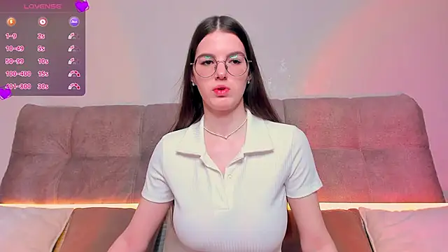 AriellaTesk online show from 02/18/25, 06:04