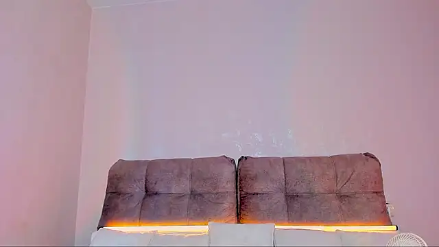 AriellaTesk online show from 05/18/26, 03:28