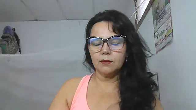 Snapshot of samyjons chatting on 11/03/25, 12:53 samyjons online show from 11/03/25, 12:53