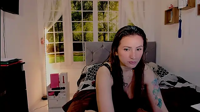 Snapshot of vanessabrown_ chatting on 07/01/26, 05:46 vanessabrown online show from 07/01/26, 05:46