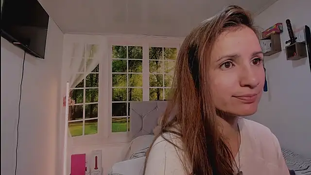 vanessabrown  online show from 04/26/26, 02:09