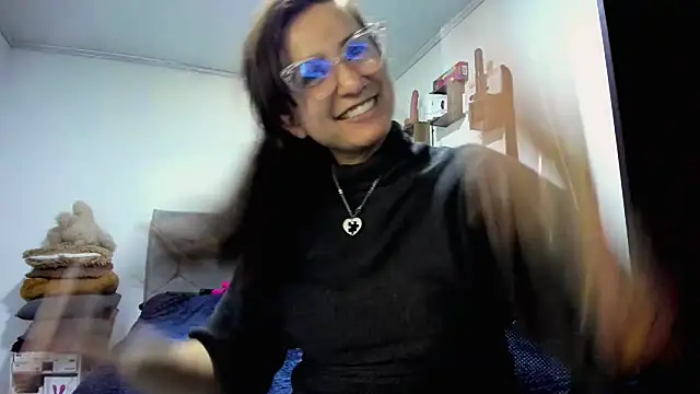 vanessabrown  online show from 03/04/26, 07:54