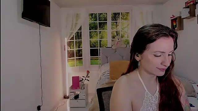 vanessabrown  online show from 05/11/26, 03:07
