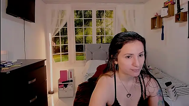 Snapshot of vanessabrown_ chatting on 07/07/26, 03:59 vanessabrown online show from 07/07/26, 03:59