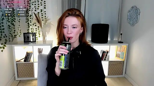 Salme Sweet online show from 10/15/25, 09:45