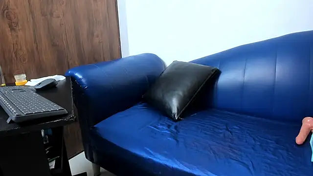 Mature Skinny online show from 11/19/25, 06:24