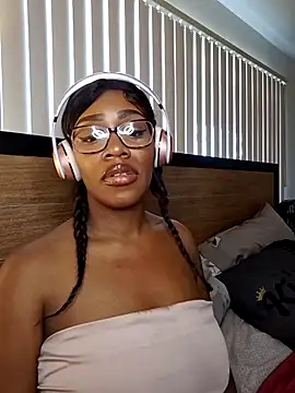 lollycoco online show from 12/03/25, 08:30