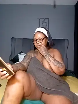 PearlSexxy69 online show from 06/14/26, 05:14
