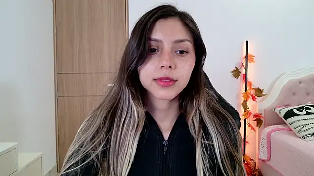 Sensualtease online show from 10/01/25, 01:00