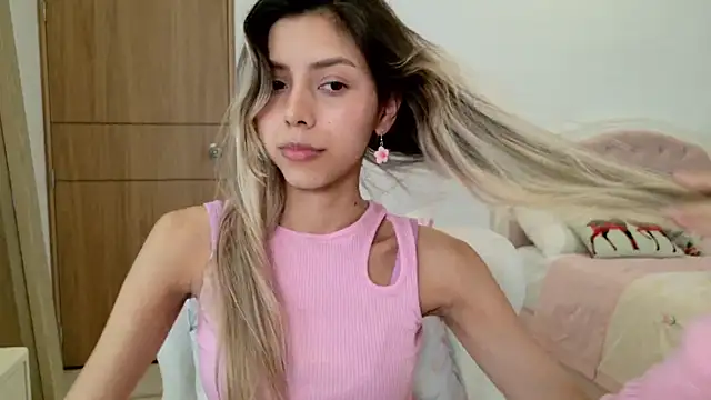 Sensualtease online show from 01/04/25, 01:42