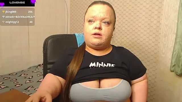 Janiffer MiMi online show from 04/15/26, 07:58