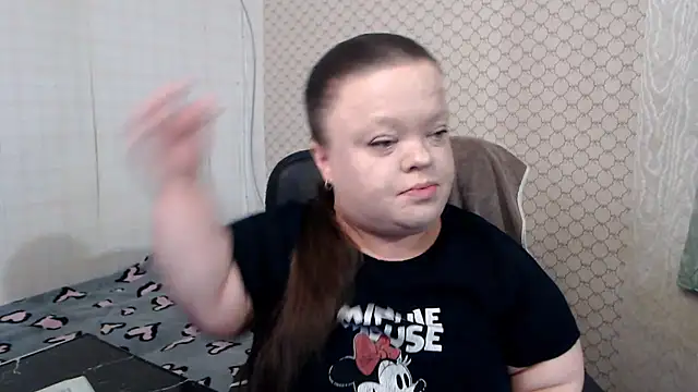 Janiffer MiMi online show from 05/11/26, 04:04