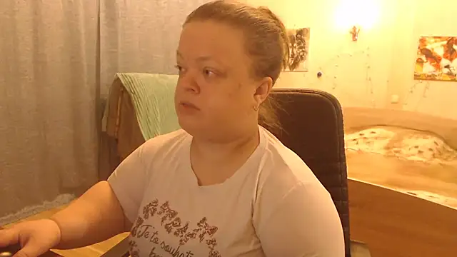 Janiffer MiMi online show from 02/19/25, 05:49