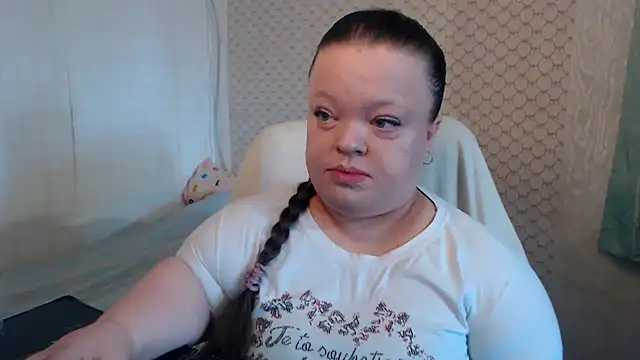 Janiffer MiMi online show from 05/25/26, 03:55