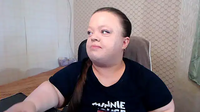 Janiffer MiMi online show from 05/20/26, 04:15