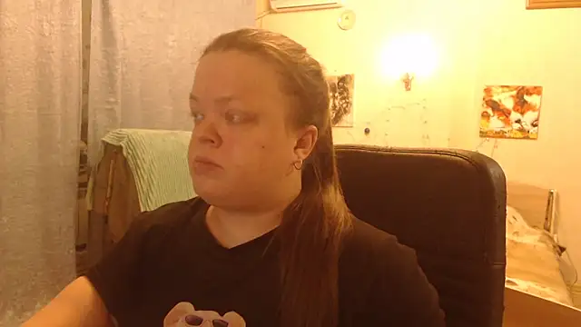 Snapshot of Janiffer_MiMi chatting on 02/18/25, 04:36 Janiffer MiMi online show from 02/18/25, 04:36