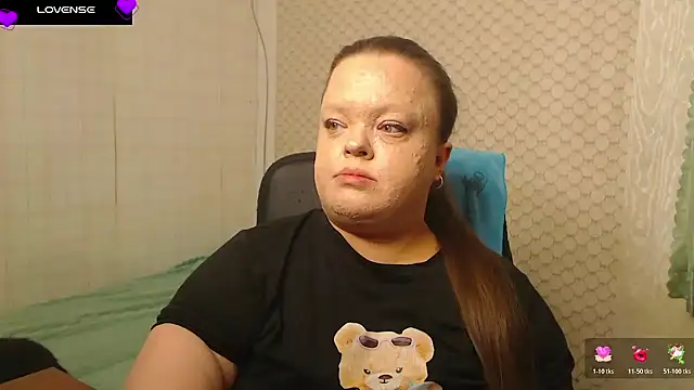 Janiffer MiMi online show from 03/31/26, 03:58