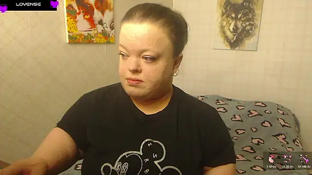 Janiffer MiMi online show from 10/18/25, 04:42