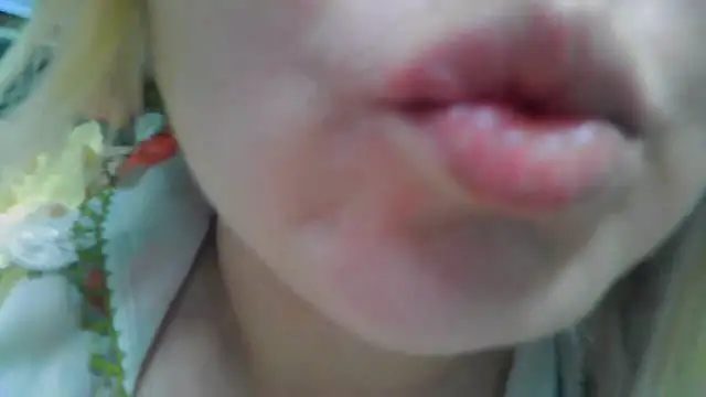 Snapshot of PinkPudding chatting on 05/23/26, 10:20 PinkPudding online show from 05/23/26, 10:20