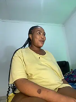 Snapshot of BADFATASS85 chatting on 02/28/25, 04:21 BADFATASS85 online show from 02/28/25, 04:21