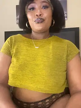 Snapshot of BADFATASS85 chatting on 05/31/26, 01:06 BADFATASS85 online show from 05/31/26, 01:06