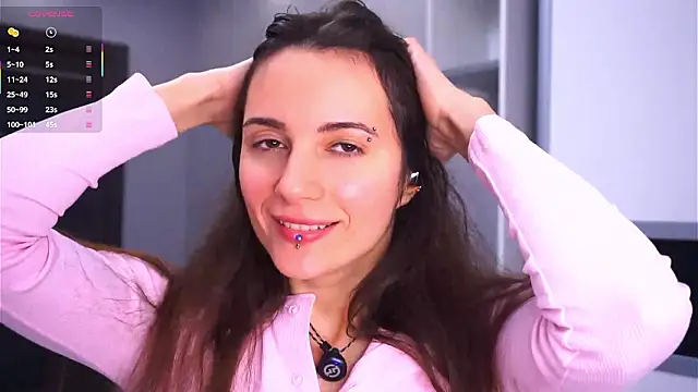 Holla Molly online show from 02/24/26, 06:47