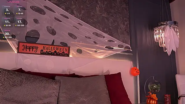 evamoretti online show from 10/30/25, 12:09