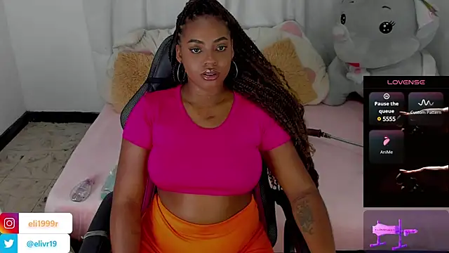 HollyJorda online show from 03/11/25, 07:25