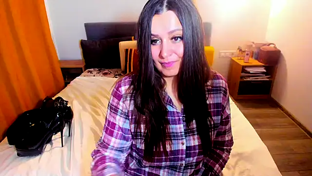 Snapshot of pinupmod chatting on 01/10/26, 04:13 pinupmod online show from 01/10/26, 04:13