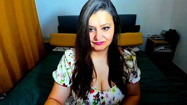 Snapshot of pinupmod chatting on 10/24/25, 11:04 pinupmod online show from 10/24/25, 11:04