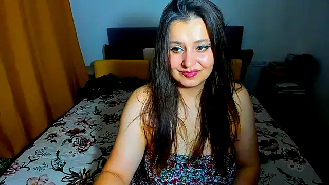 Snapshot of pinupmod chatting on 11/15/25, 02:21 pinupmod online show from 11/15/25, 02:21