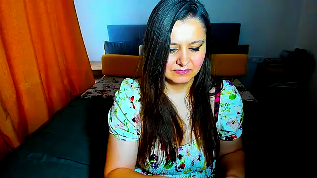 Snapshot of pinupmod chatting on 11/04/25, 11:36 pinupmod online show from 11/04/25, 11:36