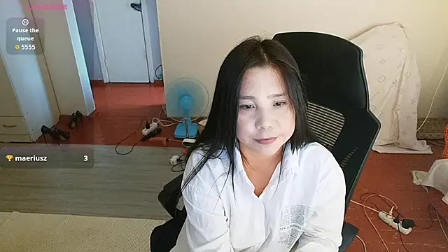 Snapshot of MissValday chatting on 07/13/26, 08:46 MissValday online show from 07/13/26, 08:46