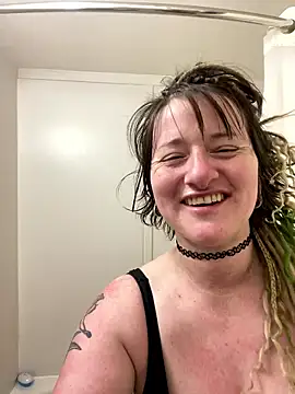 Snapshot of 1-800-FUCKYOU chatting on 01/13/26, 03:43 1-800-FUCKYOU online show from 01/13/26, 03:43