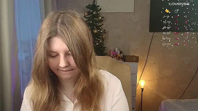 Vivian cutie online show from 12/20/25, 10:29