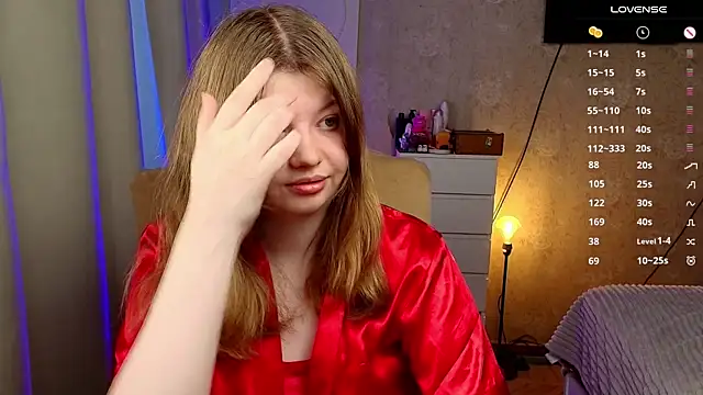 Vivian cutie online show from 04/04/26, 04:41