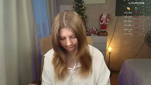 Vivian cutie online show from 12/21/25, 12:29