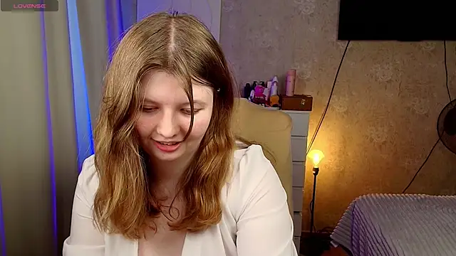 Vivian cutie online show from 04/03/26, 03:29