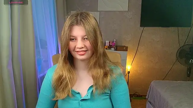 Vivian cutie online show from 11/29/25, 10:37