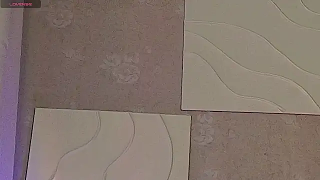 Vivian cutie online show from 10/21/25, 03:33