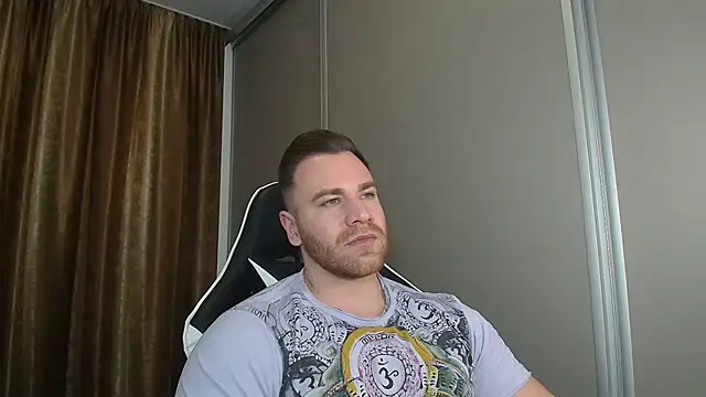 Thori92 online show from 12/20/25, 04:10