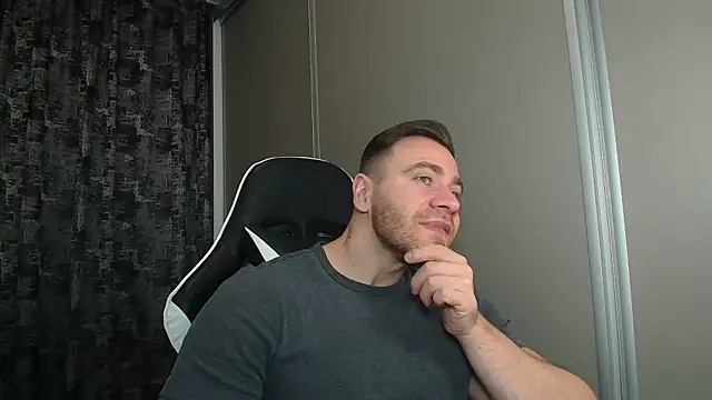 Thori92 online show from 03/19/26, 07:36