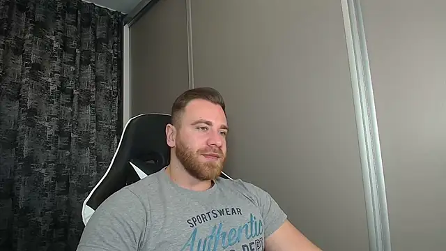 Thori92 online show from 11/11/25, 05:41