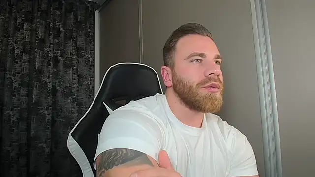 Thori92 online show from 11/30/25, 09:15