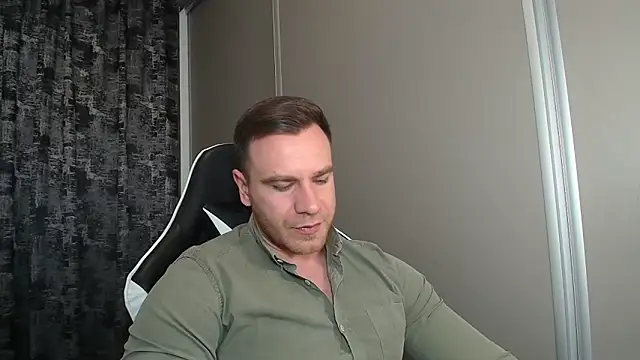 Thori92 online show from 04/05/26, 11:28